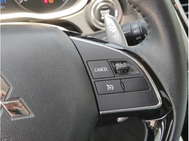 Car image 33
