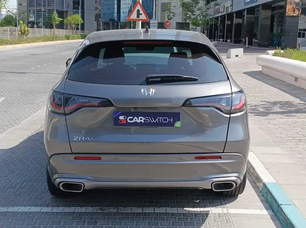 Car image 6