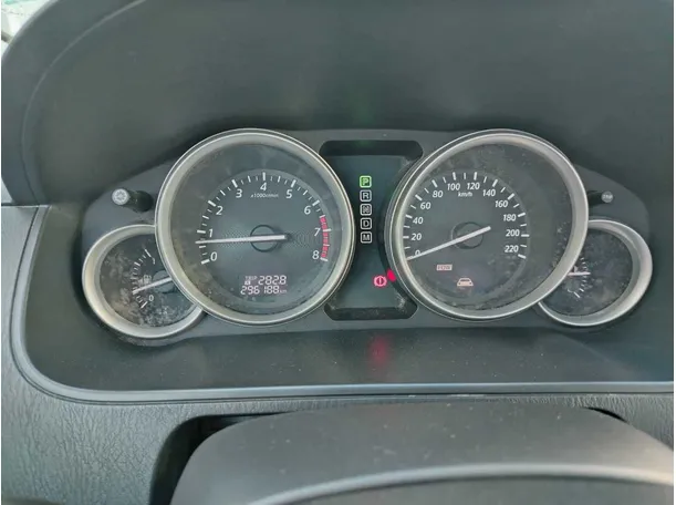 Car image 27