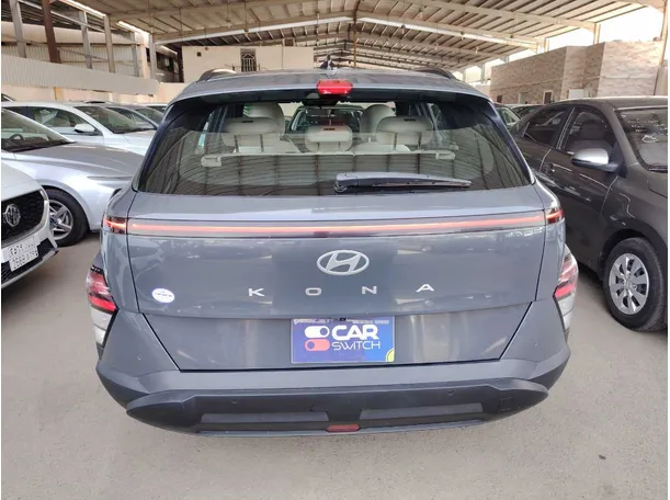 Car image 6