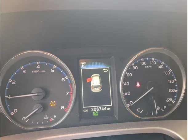 Car image 19