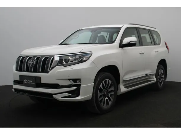 2023 تويوتا برادو في الإمارات