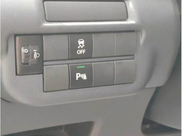 Car image 27