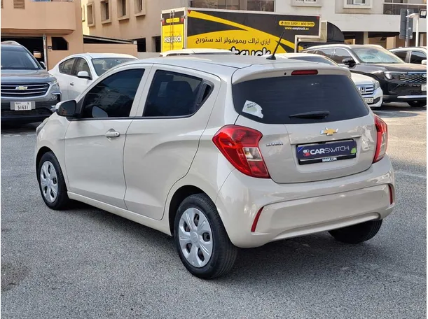 Car image 7
