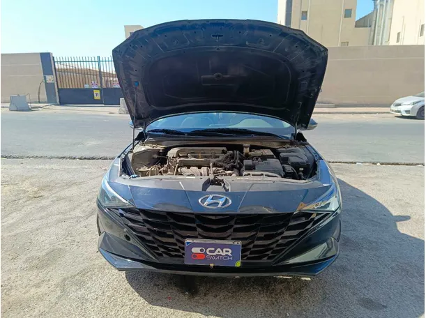 Car image 32