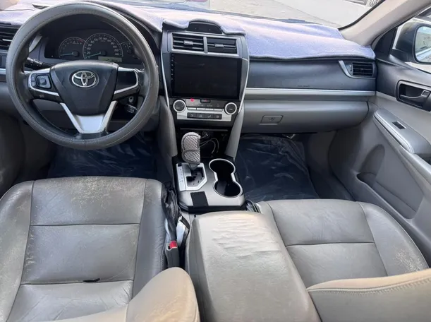 Car image 5