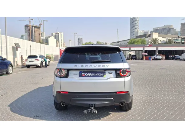 Car image 6