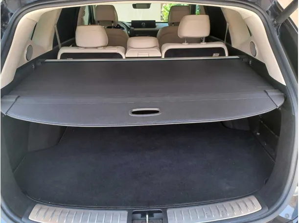 Car image 22