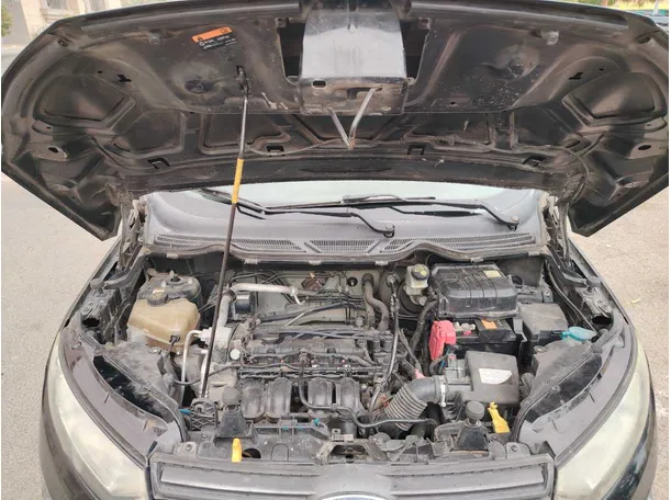 Car image 28