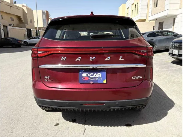 Car image 6