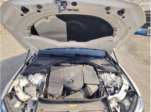 Car image 37