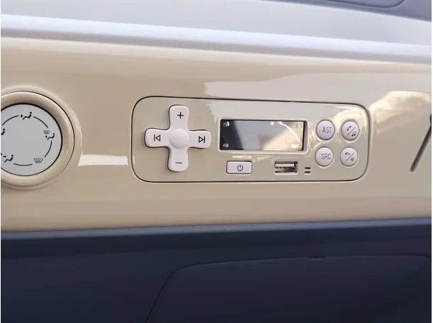 Car image 22