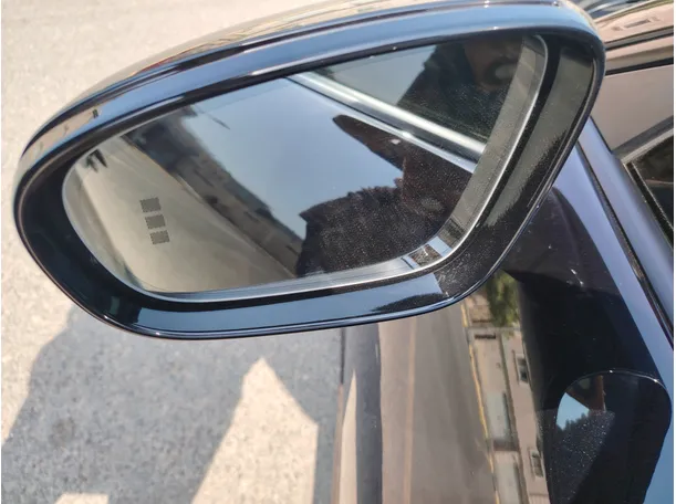 Car image 33