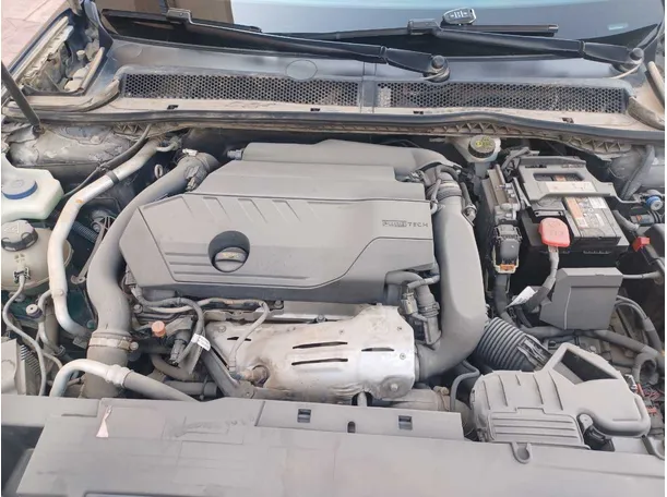 Car image 22