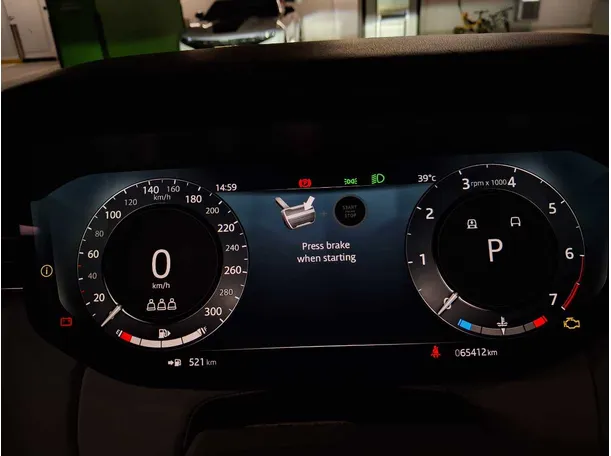 Car image 20