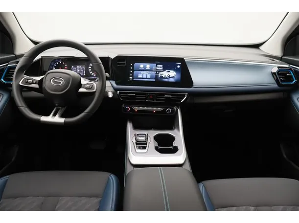Car image 14
