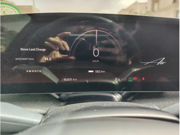 Car image 22