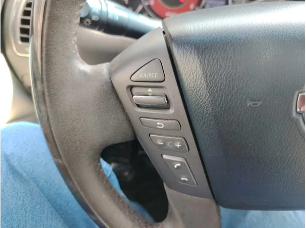Car image 38