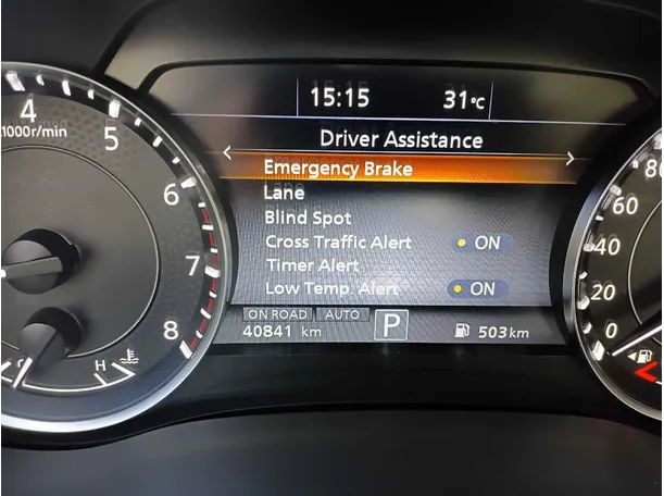 Car image 25