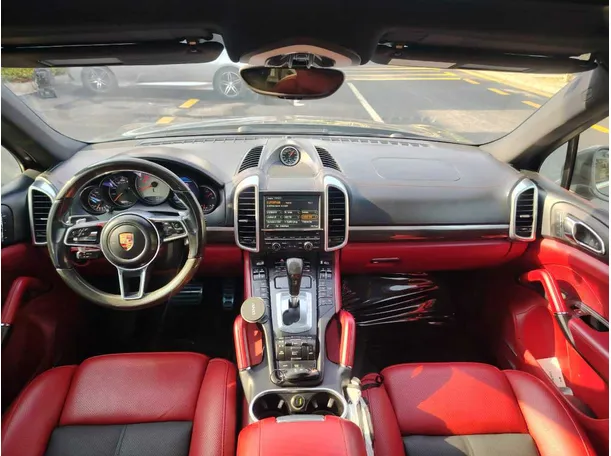 Car image 22