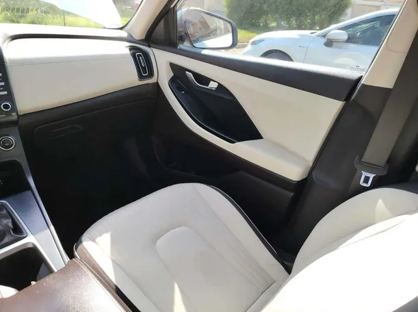 Car image 41