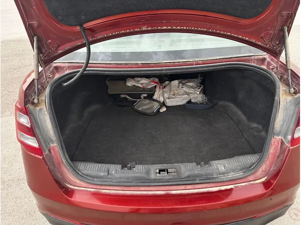 Car image 21