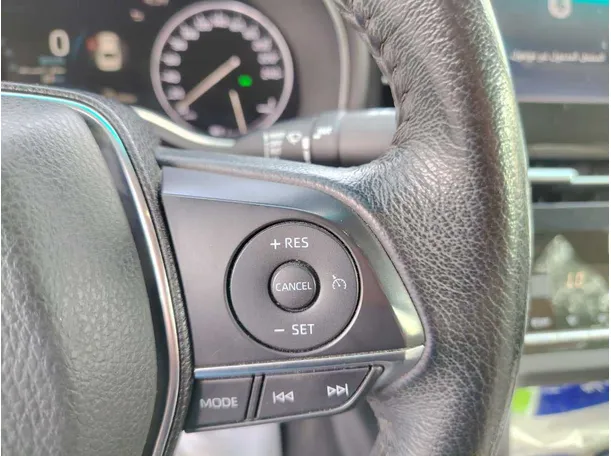 Car image 29
