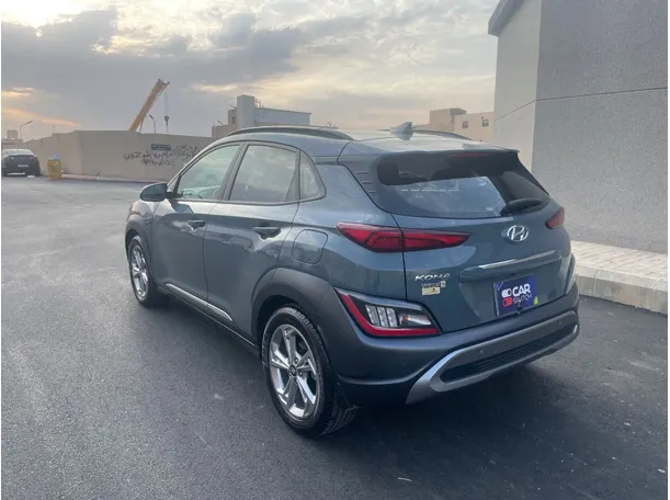 Car image 7