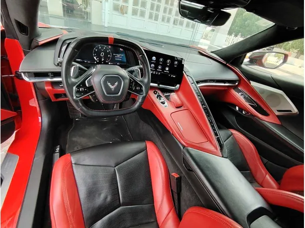 Car image 16