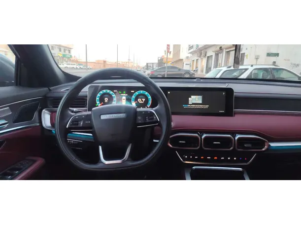 Car image 16