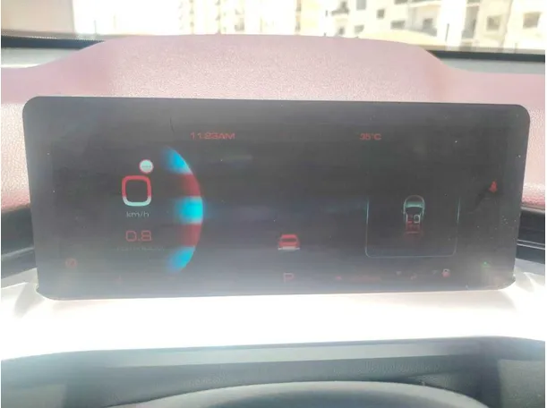 Car image 27