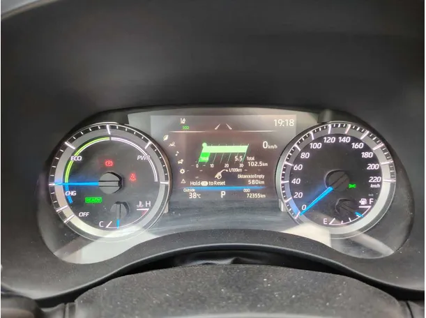 Car image 27