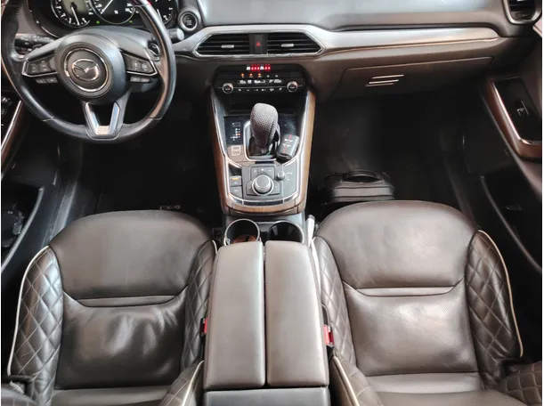 Car image 21