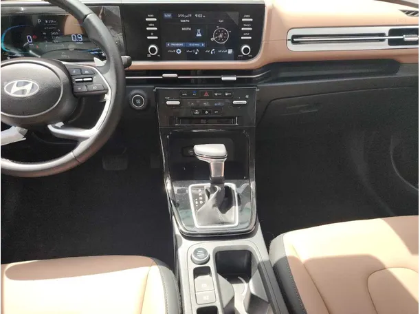 Car image 21