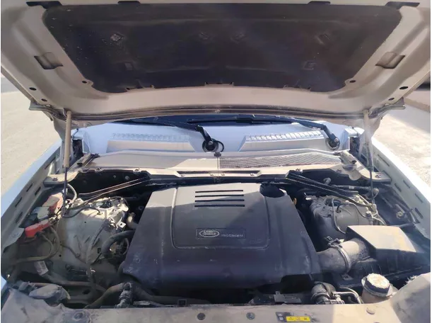 Car image 35