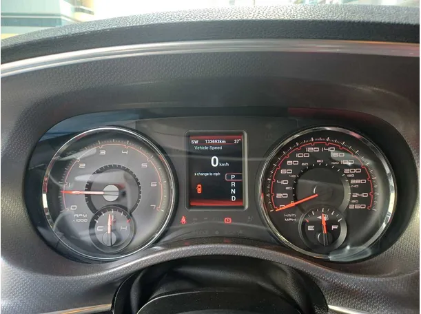 Car image 23