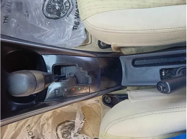 Car image 20