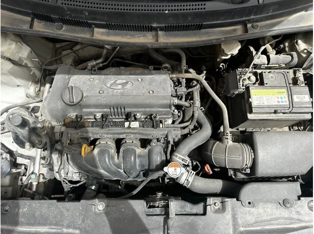 Car image 23