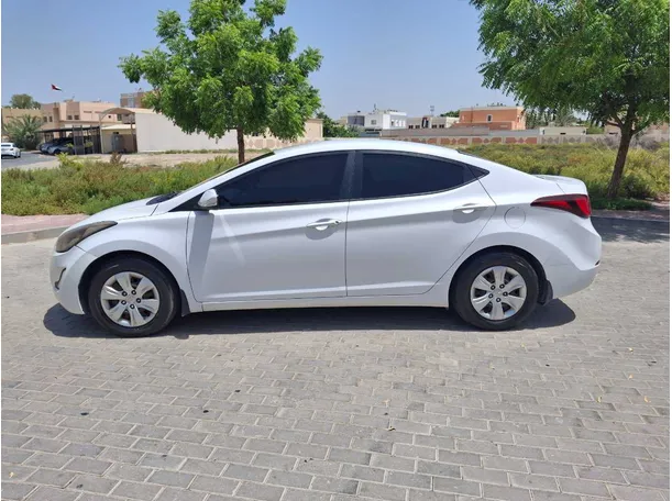 Car image 8
