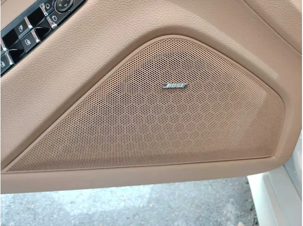 Car image 42