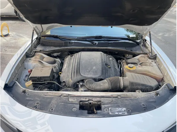 Car image 24
