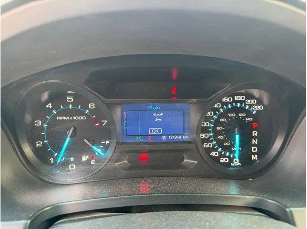 Car image 18