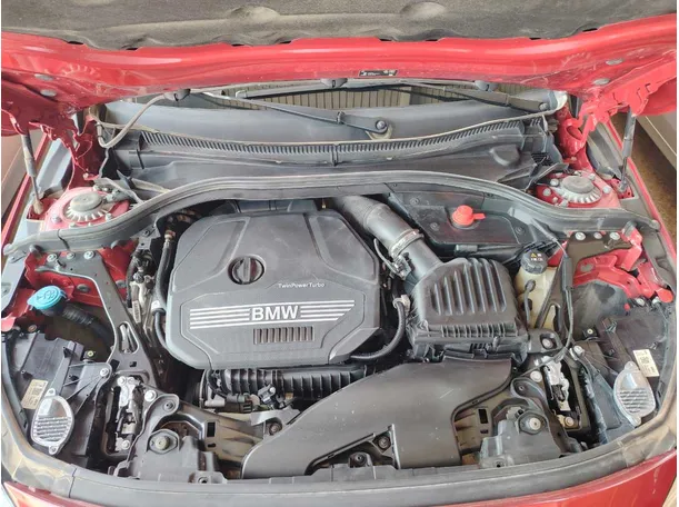 Car image 32