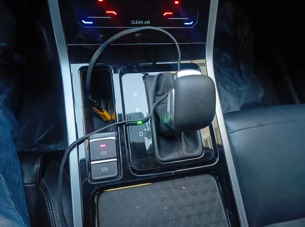 Car image 20