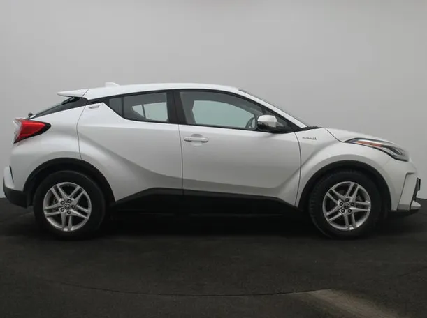 Car image 13