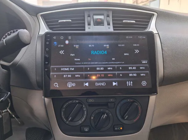 Car image 16