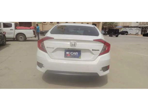 Car image 6