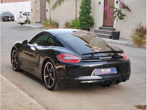 Car image 7