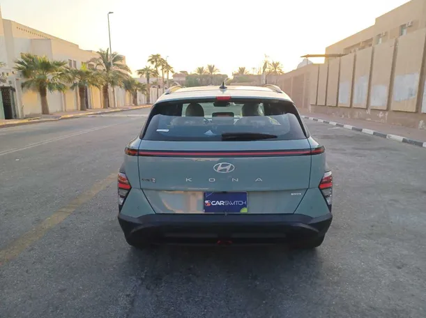 Car image 6