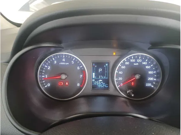 Car image 13